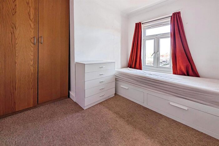 1 Bedroom Semi Detached House To Rent In Malmesbury Place, SO15