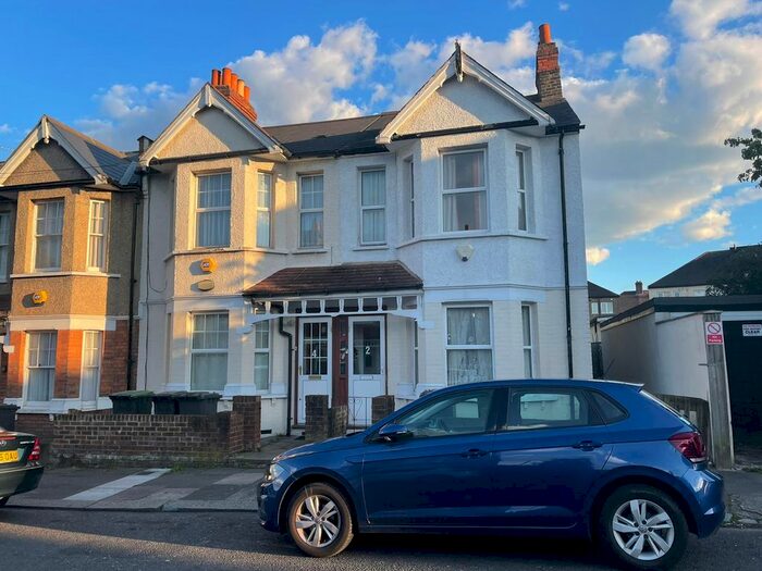 3 Bedroom Terraced House To Rent In Datachet, Catford SE6