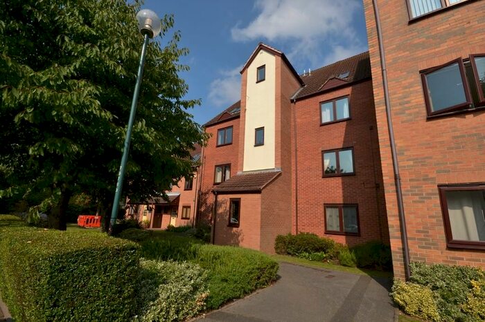 2 Bedroom Apartment To Rent In Heron Wharf, Nottingham, NG7