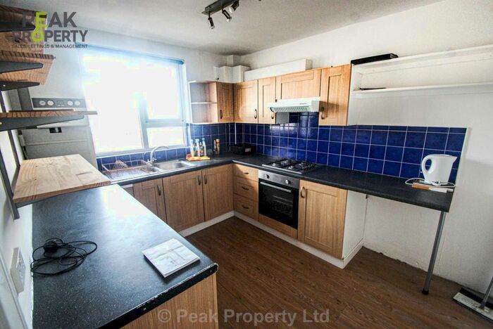 1 Bedroom Flat To Rent In London Road, Chalkwell, SS0