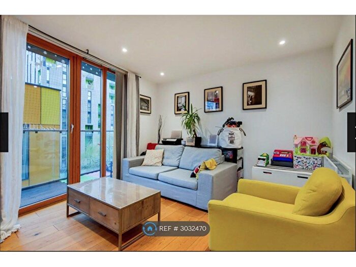 2 Bedroom Flat To Rent In Arboretum Place, Barking, IG11