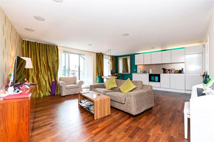 1 Bedroom Apartment To Rent In Islington On The Green, A Islington Green, Angel, Islington, London, N1
