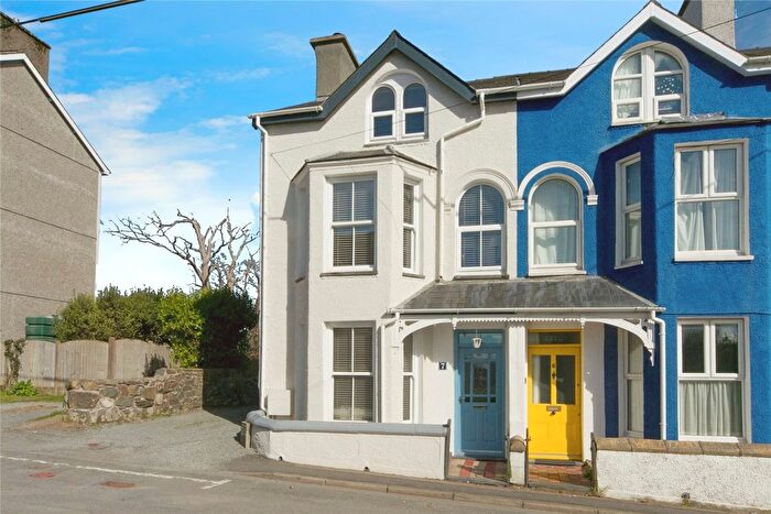 4 Bedroom End Of Terrace House For Sale In Bryntirion Terrace, Criccieth, Gwynedd, LL52
