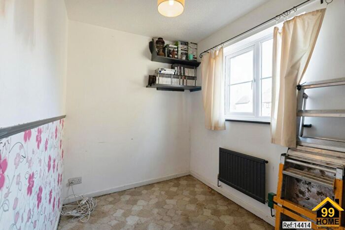 3 Bedroom End Of Terrace House For Sale In Bourton On The Water, Cheltenham, Gloucestershire, GL54