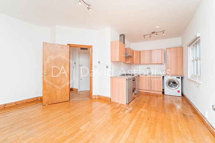 1 Bedroom Flat To Rent In Old Ford Road, Bethnal Green, London, E2