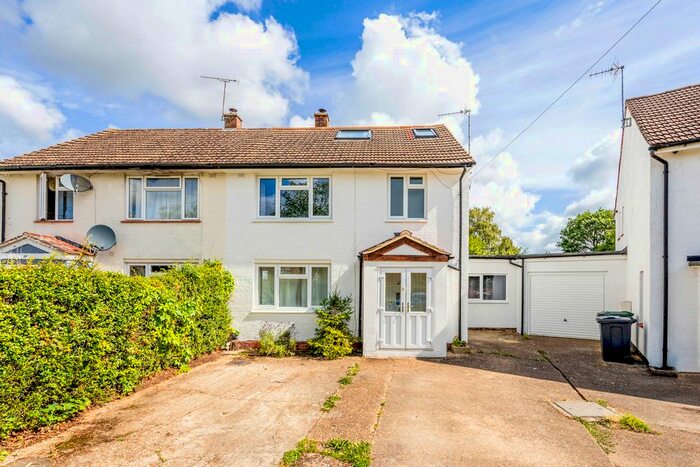 4 Bedroom Semi-Detached House To Rent In Colman Way, Redhill, RH1