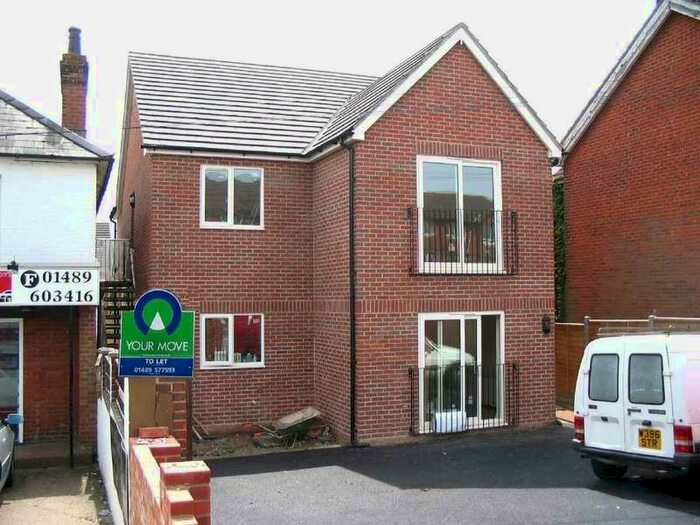 1 Bedroom Flat To Rent In Bridge Road, Park Gate, SO31