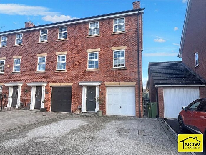 3 Bedroom End Of Terrace House For Sale In Johnsons Road, Fernwood, Newark, Nottinghamshire., NG24