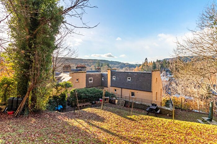 3 Bedroom Maisonette For Sale In Brae Street, Dunkeld, PH8