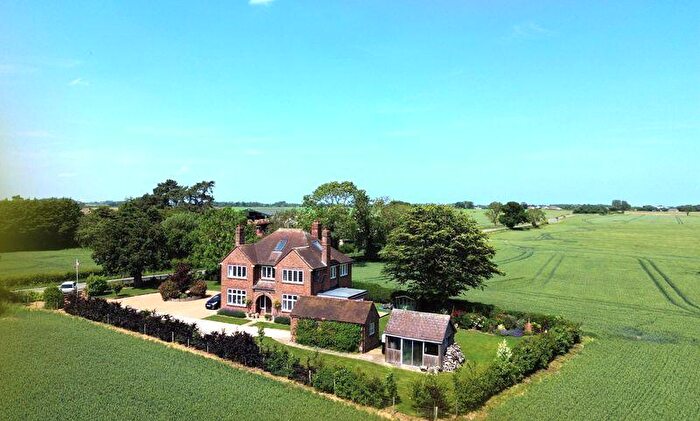 4 Bedroom Detached House For Sale In Sutton Road, Bilsby, Alford, LN13