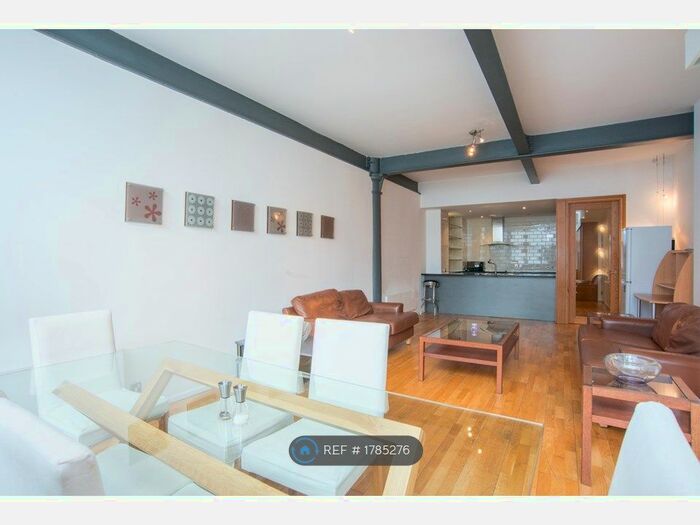 2 Bedroom Flat To Rent In Church Street, Manchester, M4