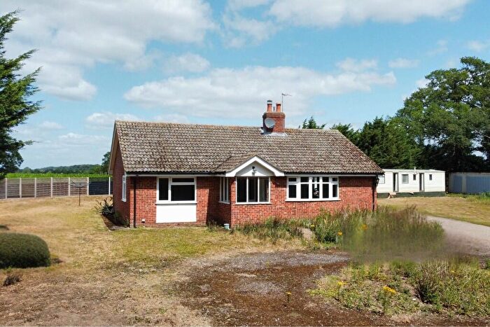 2 Bedroom Detached Bungalow For Sale In Honington, Bury St Edmunds, Suffolk, IP31