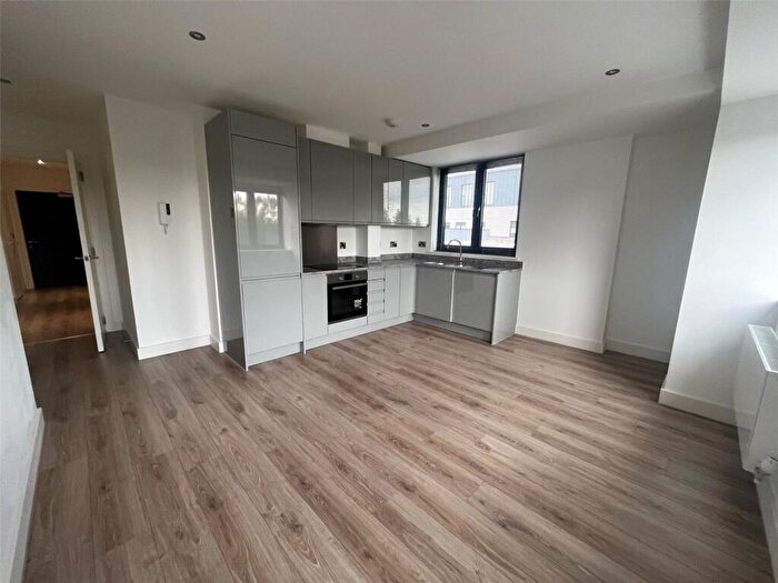 1 Bedroom Flat To Rent In Streetsbrook Road, Solihull, West Midlands, B91
