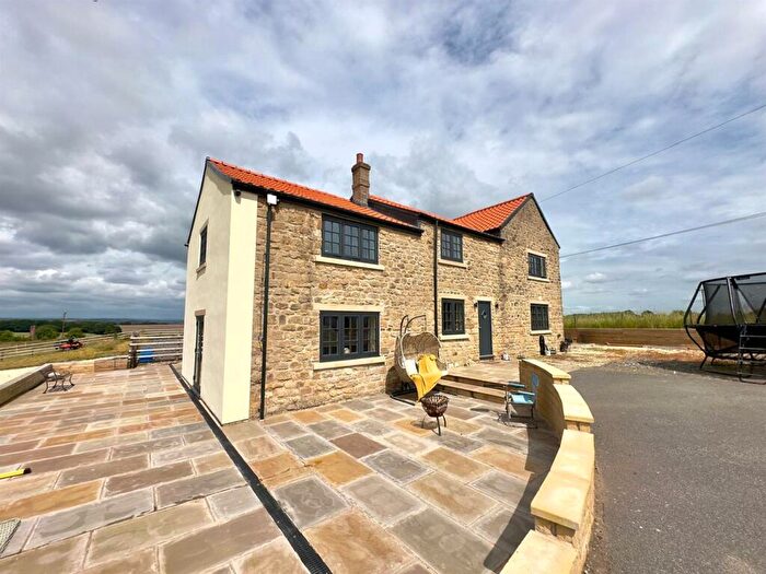 5 Bedroom Farm House For Sale In Manor House Farm, Barlborough, Chesterfield, S43