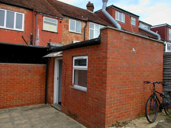Studio To Rent In Stafford Road, Wallington, SM6