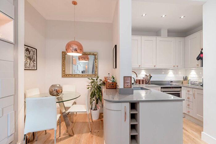 1 Bedroom Flat For Sale In / Moat Street, Edinburgh, EH14
