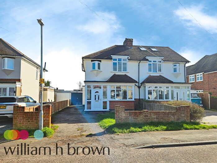 3 Bedroom Semi-Detached House To Rent In Baddow Hall Crescent, Chelmsford, CM2