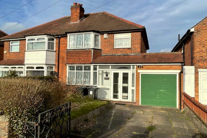 3 Bedroom Semi-Detached House To Rent In Coventry Road, Yardley, Birmingham, B26