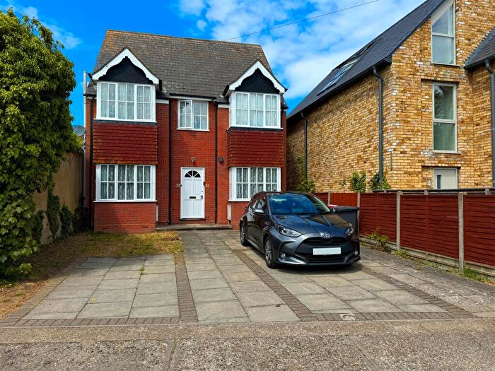 1 Bedroom Apartment For Sale In Clifton Road, Whitstable, CT5