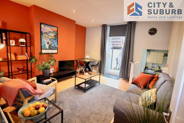 2 Bedroom Flat To Rent In Heaton Grove, Newcastle Upon Tyne, NE6