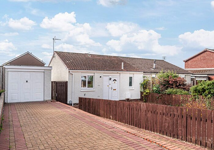 1 Bedroom Semi-Detached Bungalow For Sale In Meadowfield, Dalgety Bay, KY11