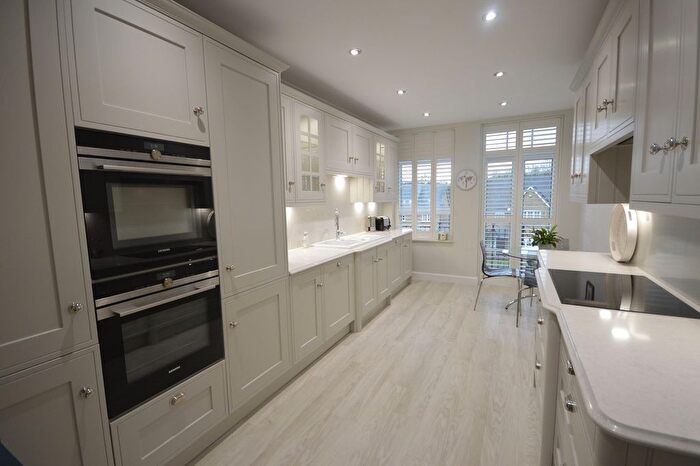 3 Bedroom Flat To Rent In De Havilland Drive, Hazlemere, HP15
