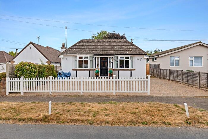 3 Bedroom Detached Bungalow For Sale In Ref: Gk - Leith Road, Beare Green, RH5
