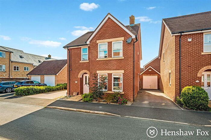 4 Bedroom Detached House For Sale In Tarver Close, Abbotswood, Romsey, Hampshire, SO51