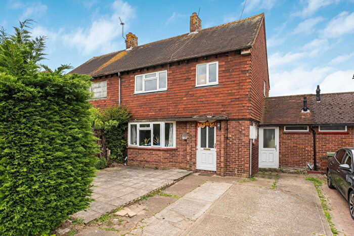 3 Bedroom Semi Detached House For Sale In Hazel Avenue, Guildford, GU1