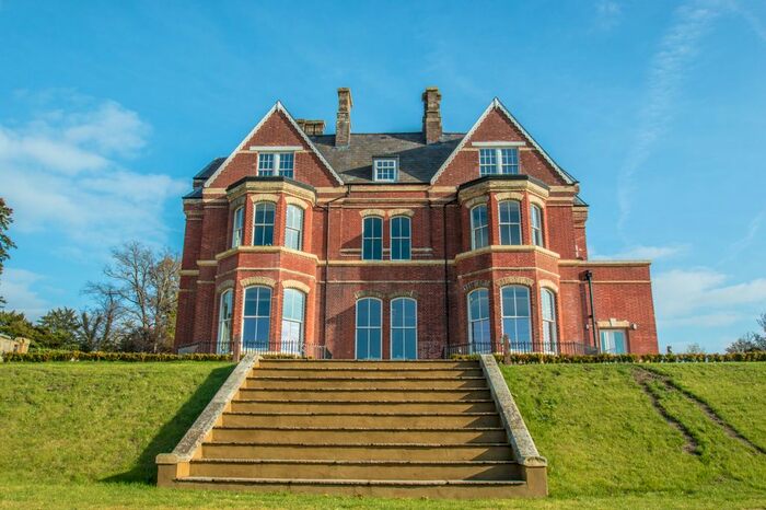 2 Bedroom Flat To Rent In Hastings Road, Hawkhurst, Cranbrook, TN18