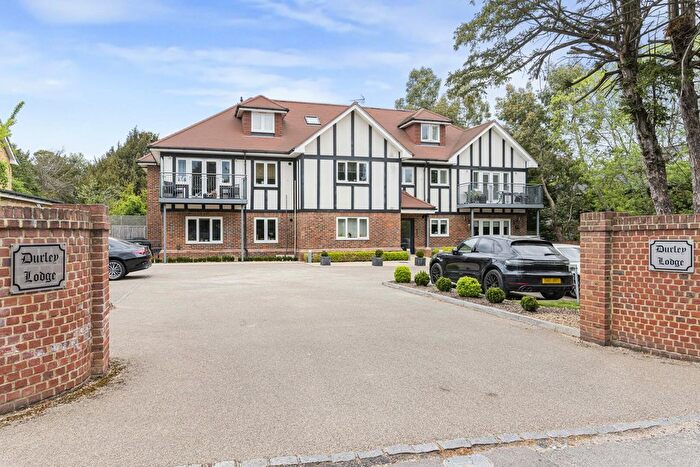 1 Bedroom Flat For Sale In Bickley Park Road, Bromley, BR1
