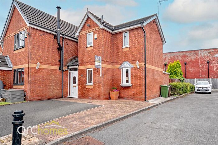 2 Bedroom Semi-Detached House For Sale In Padiham Close, Leigh, WN7