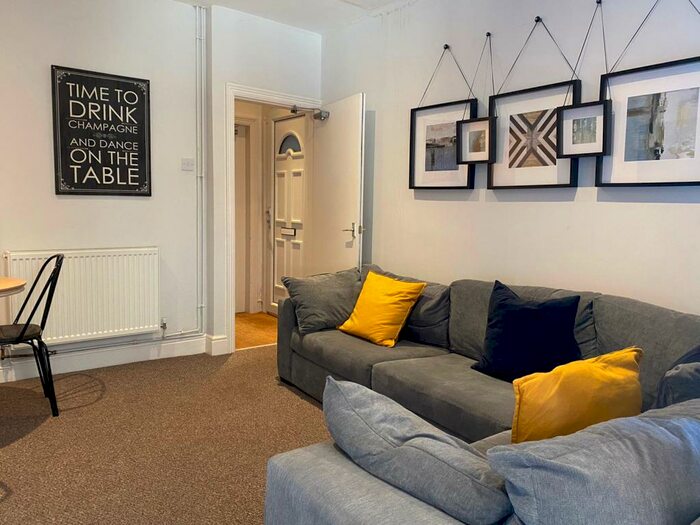 4 Bedroom Terraced House To Rent In Thesiger Street, Lincoln, LN5