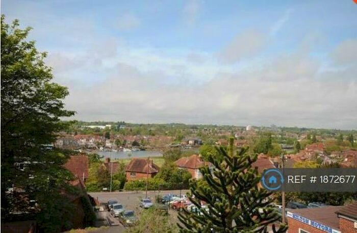2 Bedroom Maisonette To Rent In St. Catherines Road, Southampton, SO18