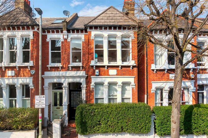 4 Bedroom Terraced House To Rent In Fontarabia Road, London, Uk, SW11