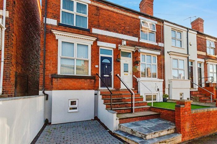 3 Bedroom End Terrace House For Sale In New Mills Street, Walsall, WS1