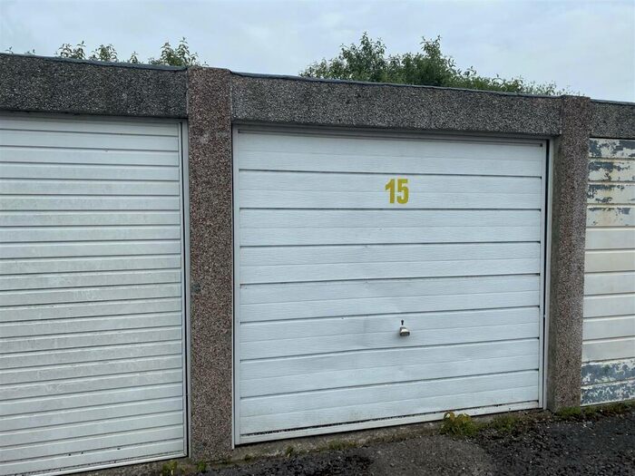 Garage / Parking To Rent In Syringa Court, Salisbury, SP2