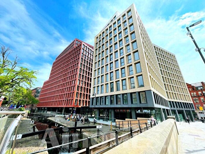 2 Bedroom Apartment To Rent In Carding Building, Whitworth Street, Manchester, M1