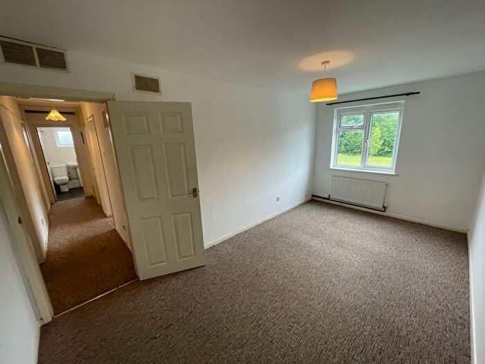 1 Bedroom Flat To Rent In Waltham Close, Peterborough, Cambridgeshire, PE1