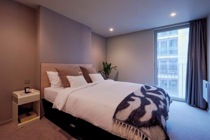 2 Bedroom Apartment To Rent In Flat, Addington Street, Manchester, Greater Manchester, M4