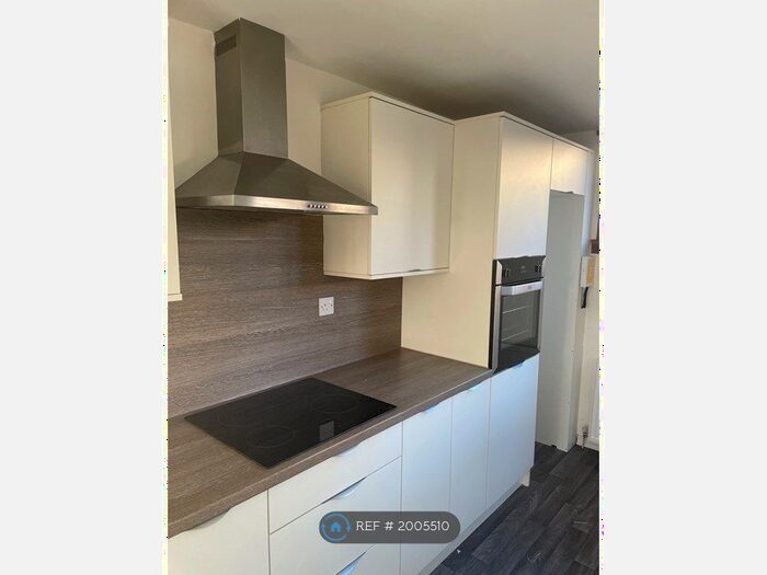 3 Bedroom Terraced House To Rent In Craigievar Drive, Glenrothes, KY7