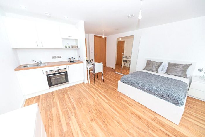 Flat To Rent In The Tower, Plaza Boulevard, Liverpool, L8
