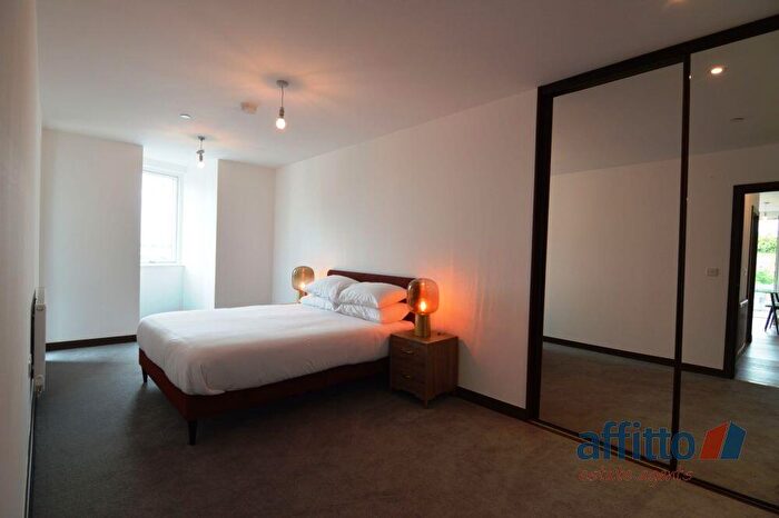 2 Bedroom Apartment To Rent In Riverside View, - Berkeley Avenue, Reading, RG1