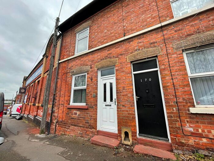 2 Bedroom House To Rent In North Gate, NG7