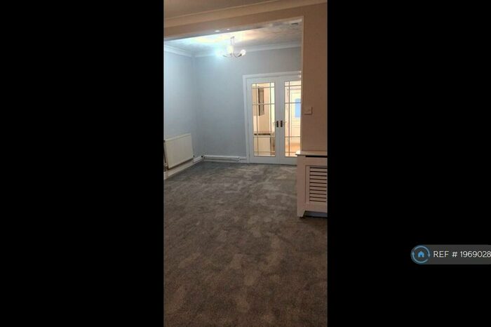 2 Bedroom Terraced House To Rent In Huntingdon Street, Hull, HU4