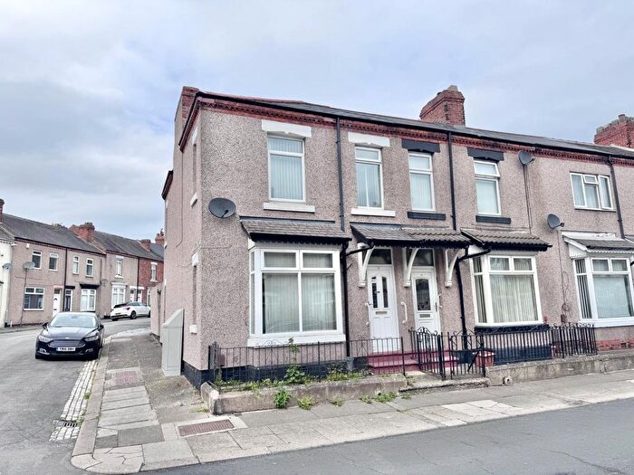 3 Bedroom End Terrace House For Sale In Surtees Street, Darlington, DL3