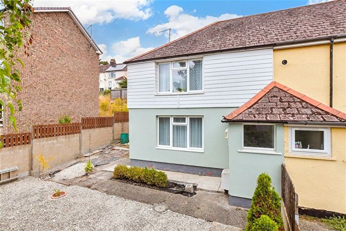 2 Bedroom End Terrace House For Sale In Anselm Road, Dover, Kent, CT17