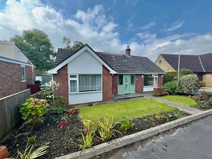 2 Bedroom Bungalow To Rent In Torbay Close, Castle Cary, BA7