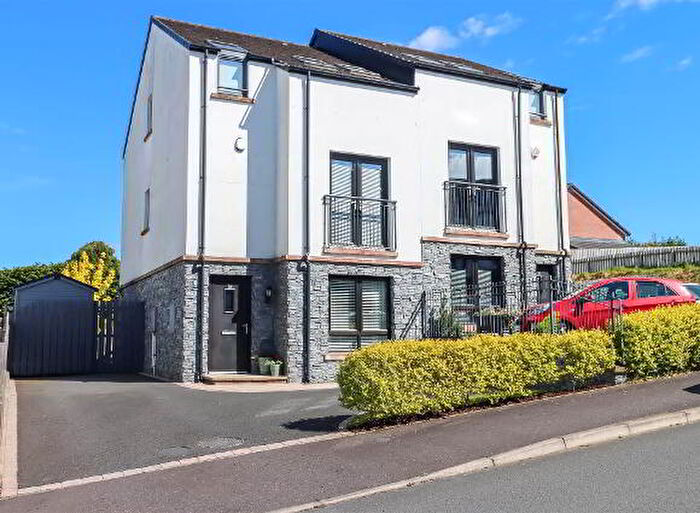 4 Bedroom Semi-Detached House For Sale In Fort Manor, Belfast, BT16