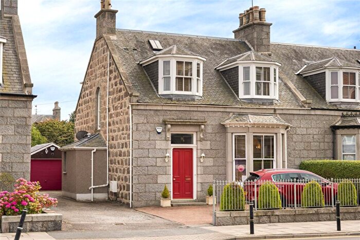 4 Bedroom Semi-Detached House For Sale In Beechgrove Terrace, Aberdeen, AB15